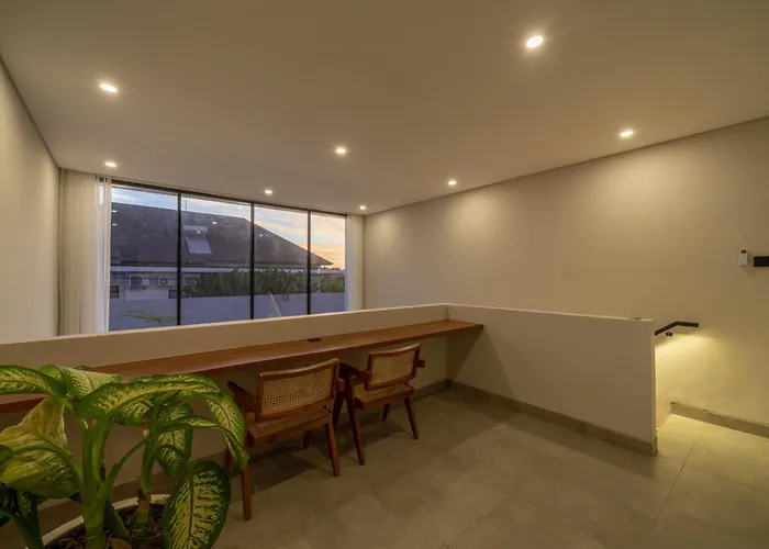 Sadila Estate - Stylish And Modern 2br Pool Loft In Berawa