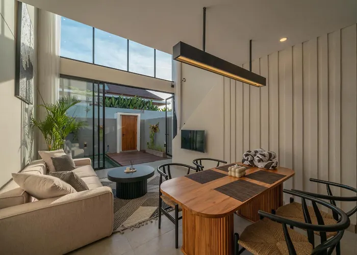 Sadila Estate - Stylish And Modern 2br Pool Loft In Berawa チャングー