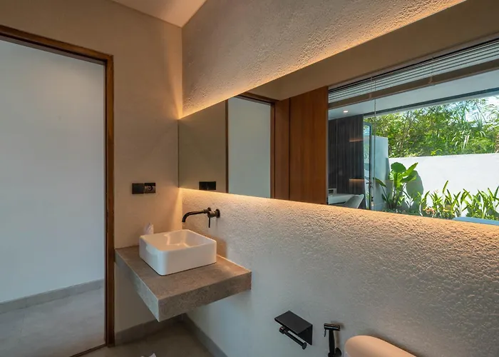 Sadila Estate - Stylish And Modern 2br Pool Loft In Berawa ヴィラ *