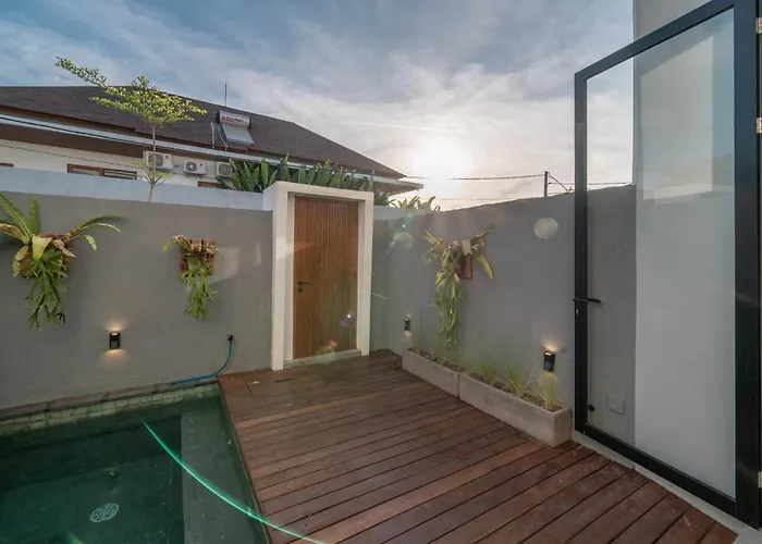 Sadila Estate - Stylish And Modern 2br Pool Loft In Berawa ヴィラ *